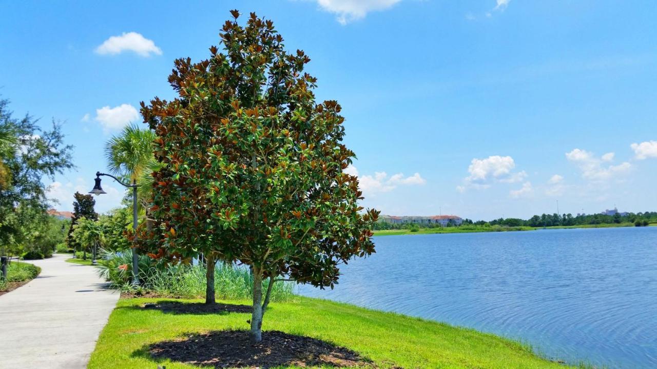 Stunning Lakeview Condo Wprivate Balcony Кисими Екстериор снимка